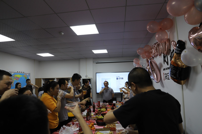 久久国产乱子伦精品一区二区